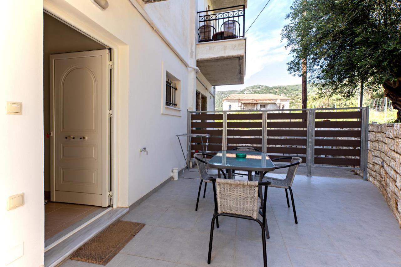 Nikki'S Family Apartments Syvota Exterior foto